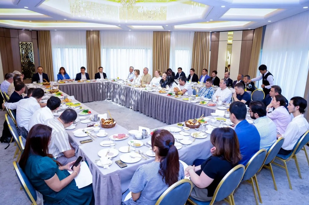 В Ташкенте прошёл бизнес-завтрак туроператоров в рамках «APTA Networking Club»