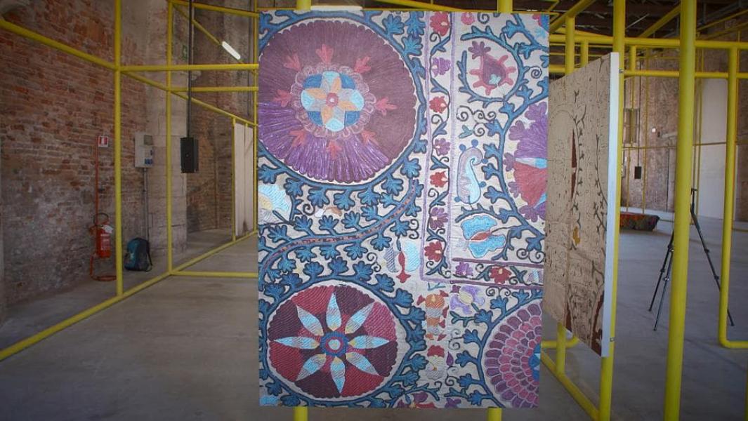 Uzbek mahalla conquers Venice Biennale