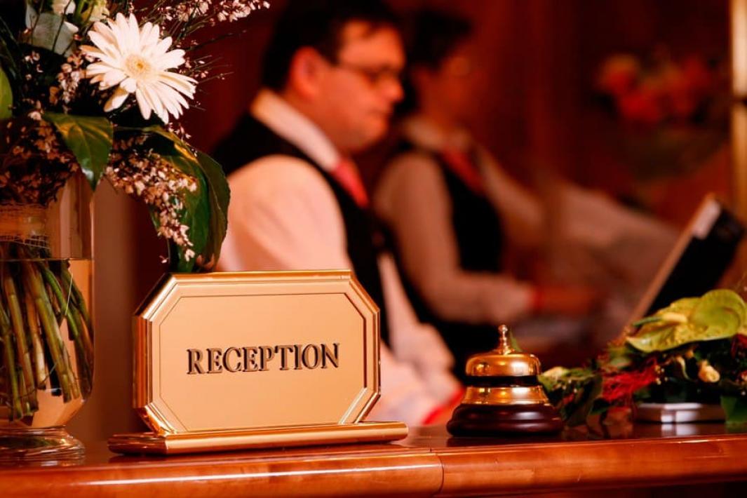 Certification of travel companies and hotels is planned to be canceled