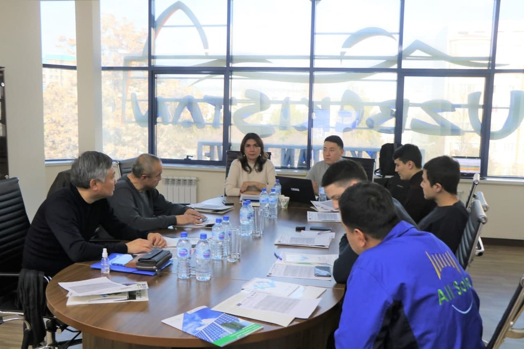 APTA's SET to SWITCH project held a roundtable with producers of renewable energy/energy technologies.